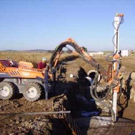Escribano Obras y Servicios máquina en construcción